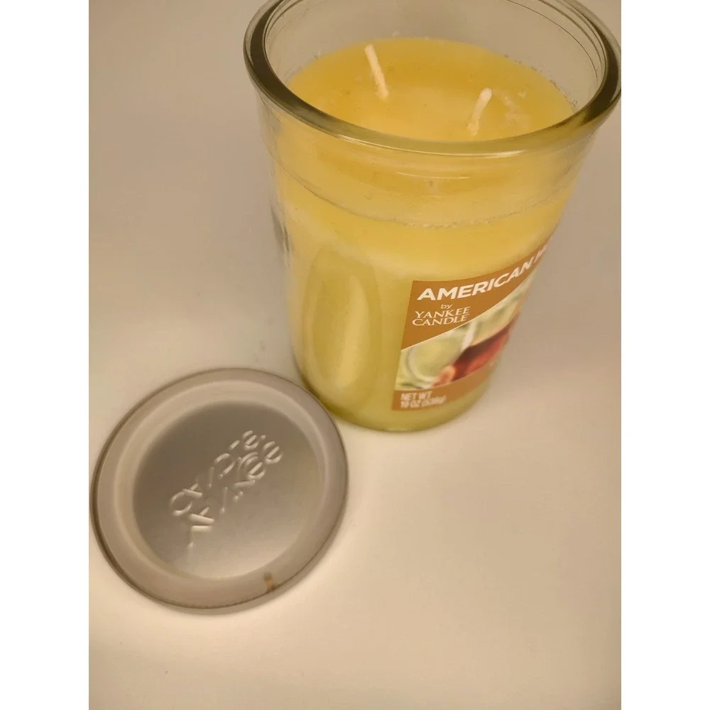 AMERICAN HOME YANKEE CANDLE Festive Classic Large Glass Jar 19 Oz SUN BREWED TEA